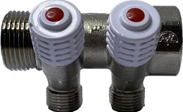 Коллектор лат нк 1" ВР/НР на 2 вых 1/2" НР с регул клап Пензапромарматура 00432013