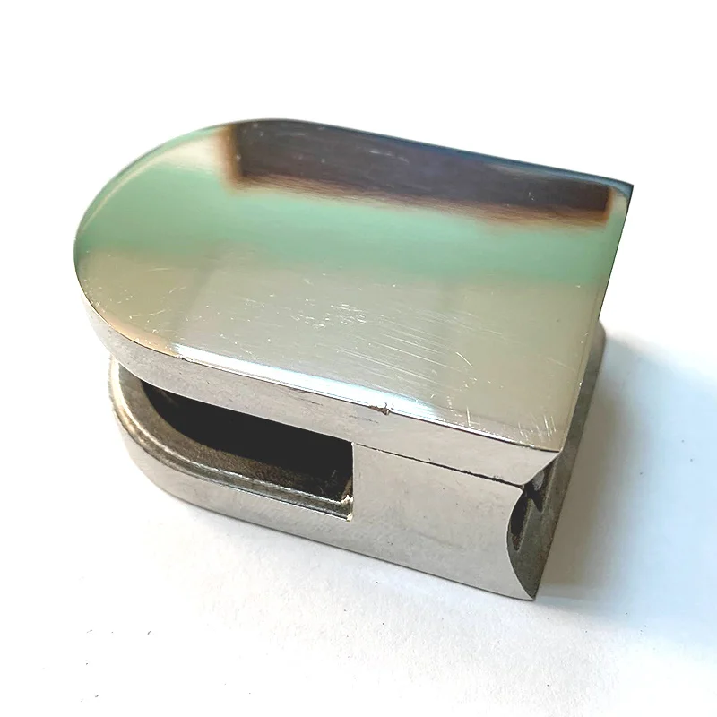 Стеклодержатель d38.1(8мм) 40x50 KM3001.38.4050 полукруглый плоск. (штамп.) зеркало AISI 304,